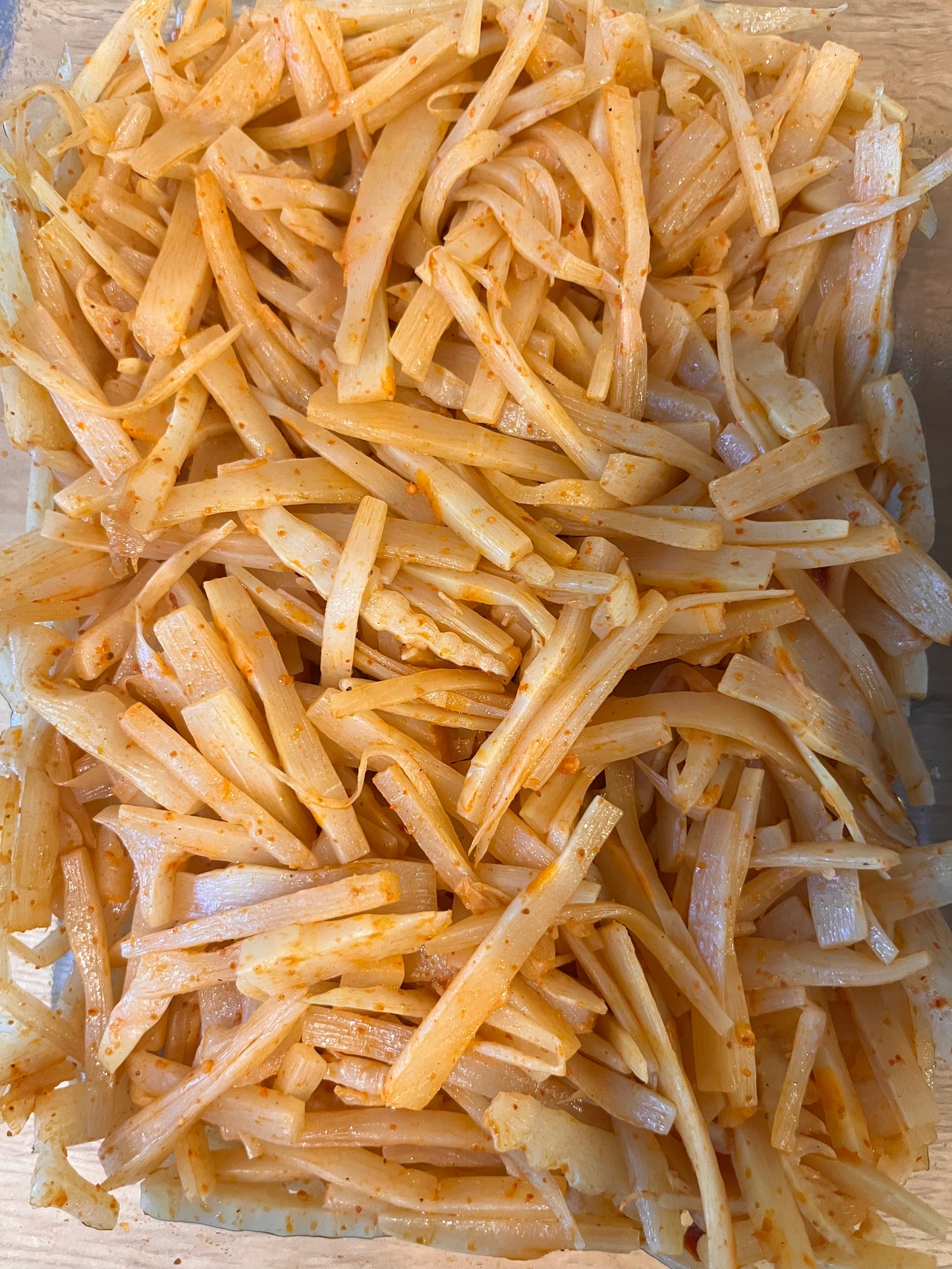 Red oil pickled bamboo shoots