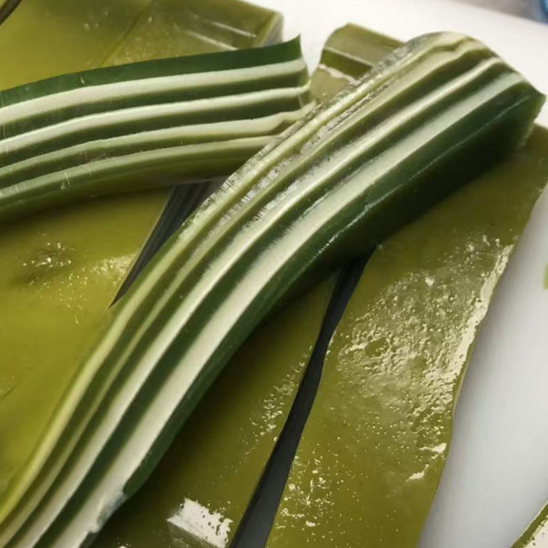 南国风味椰汁斑斓糕 (约1/2LB)